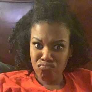 Meet your Posher, Sharon